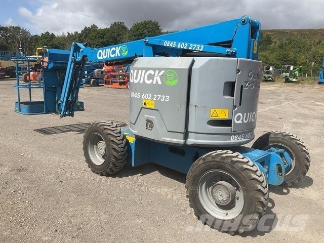 Genie Z34 Kuukulkijat