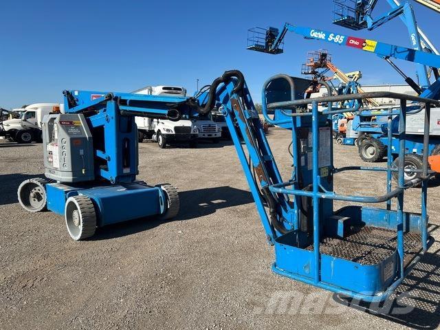 Genie Z34/22N Kuukulkijat
