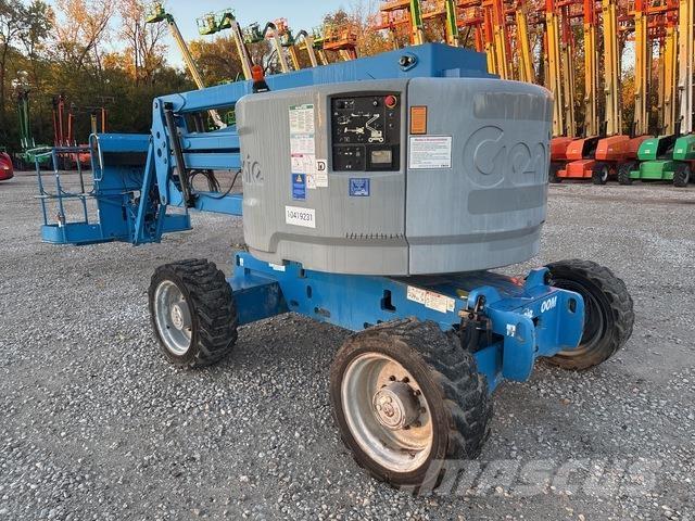 Genie Z45/25J Kuukulkijat