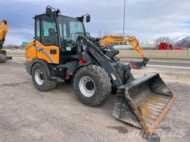 GiANT G5000 Pyöräkuormaajat