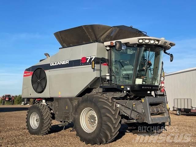 Gleaner S77 Leikkuupuimurit