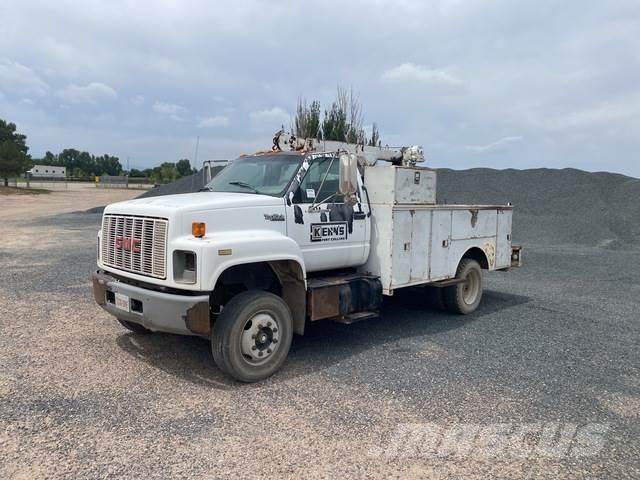 GMC C5500 Tienhoitoautot