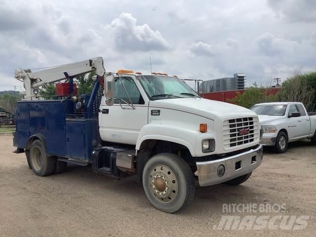 GMC C6500 Tienhoitoautot
