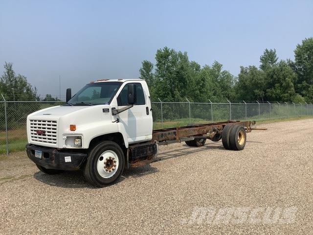 GMC C7500 Ohjaamot ja sisustat