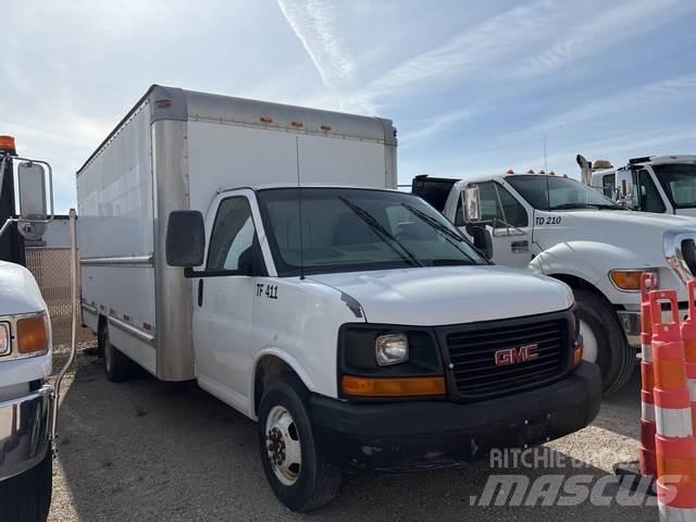 GMC Savana Umpikorikuorma-autot