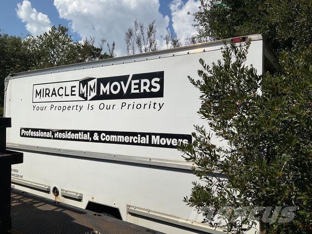 GMC Savana Umpikorikuorma-autot