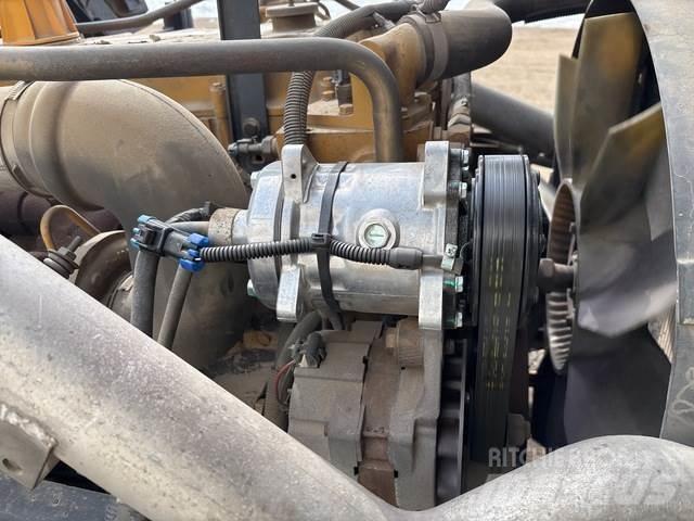 GMC T7500 Muut koneet
