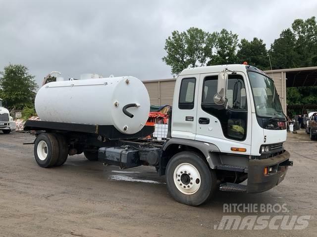 GMC T7500 Vesisäiliöautot