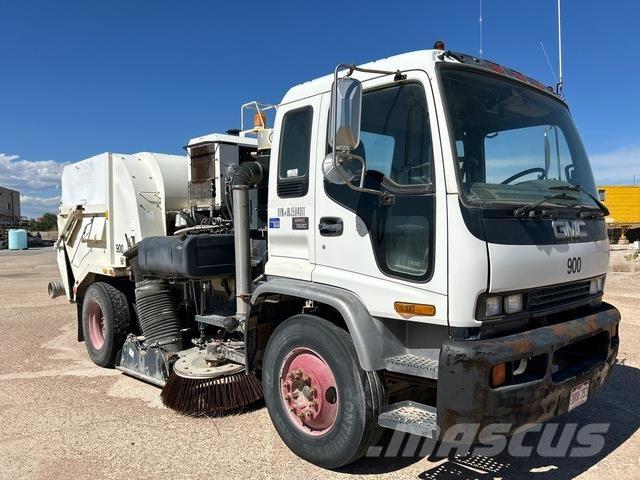 GMC T7500 Lakaisuautot