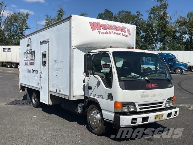 GMC W5500 Tienhoitoautot