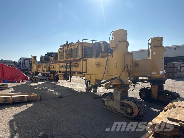 Gomaco GP2600 Betonin levittäjät