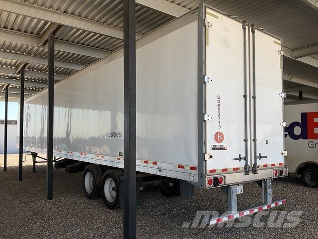 Great Dane  Umpikoriperävaunut