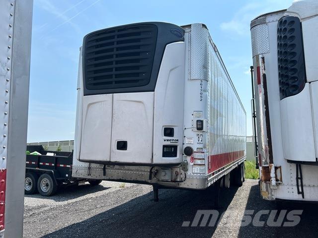 Great Dane  Kylmä-/Lämpökoripuoliperävaunut