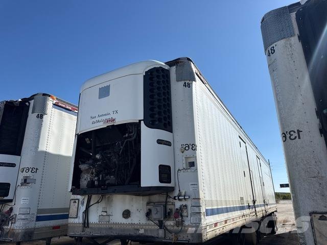 Great Dane  Kylmä-/Lämpökoripuoliperävaunut