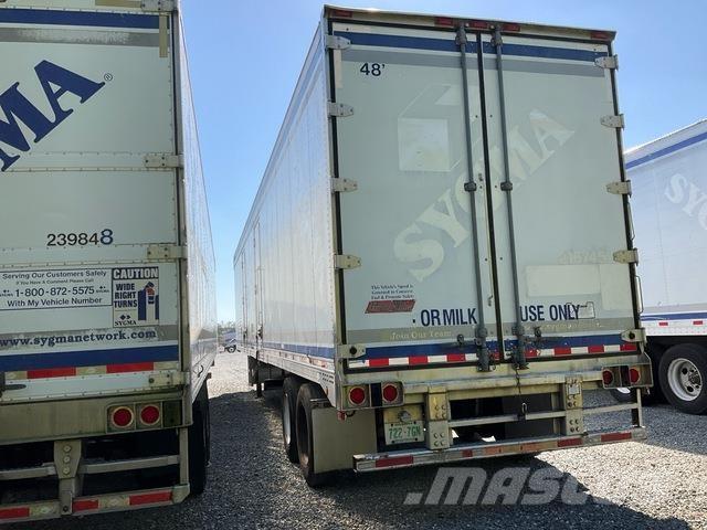 Great Dane  Kylmä-/Lämpökoripuoliperävaunut