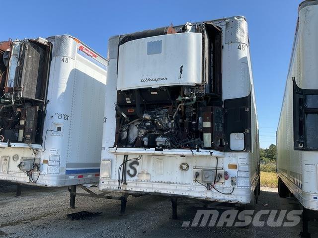 Great Dane  Kylmä-/Lämpökoripuoliperävaunut