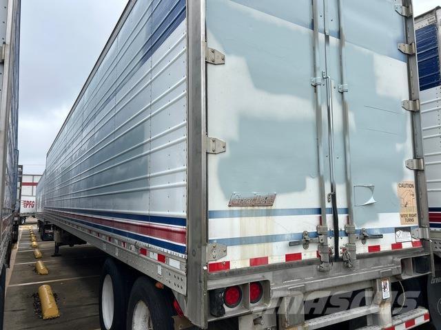 Great Dane  Kylmä-/Lämpökoripuoliperävaunut