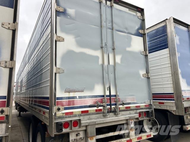 Great Dane  Kylmä-/Lämpökoripuoliperävaunut