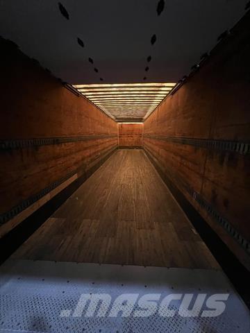 Great Dane  Umpikoriperävaunut