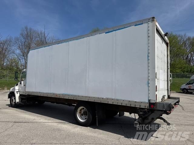 Hino 238 Umpikorikuorma-autot