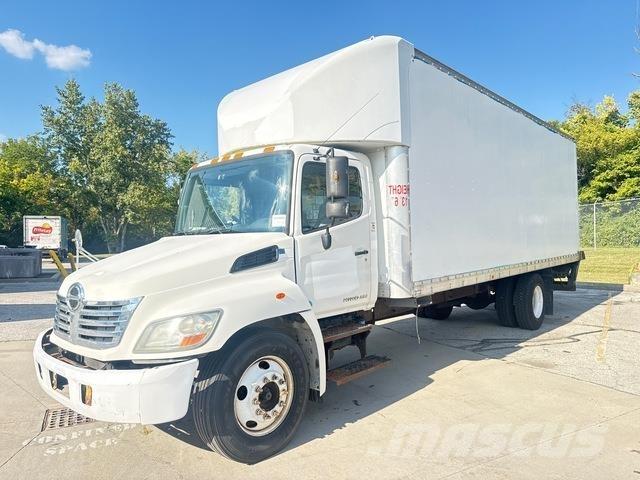 Hino 238 Umpikorikuorma-autot