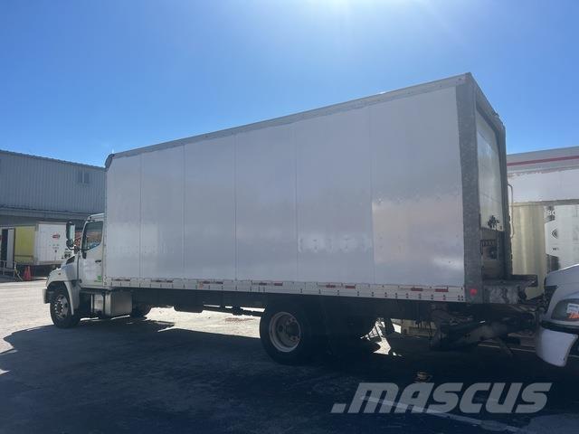 Hino 238 Umpikorikuorma-autot