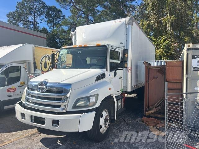 Hino 238 Umpikorikuorma-autot