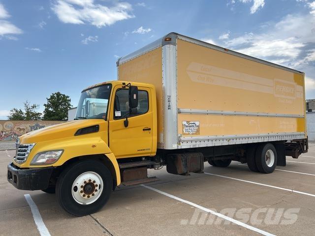 Hino 268 Umpikorikuorma-autot