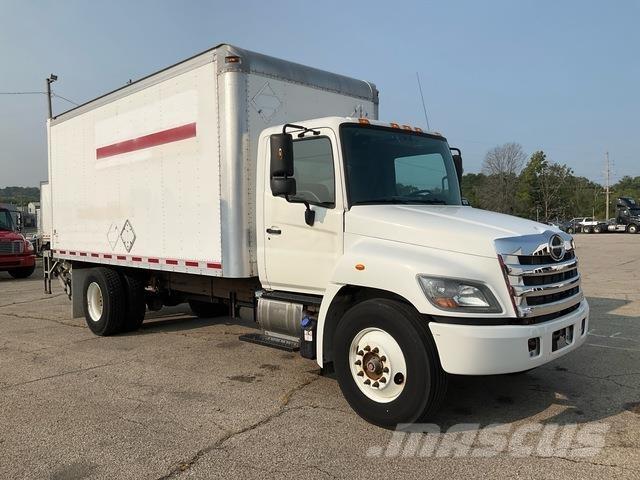 Hino 268 Umpikorikuorma-autot