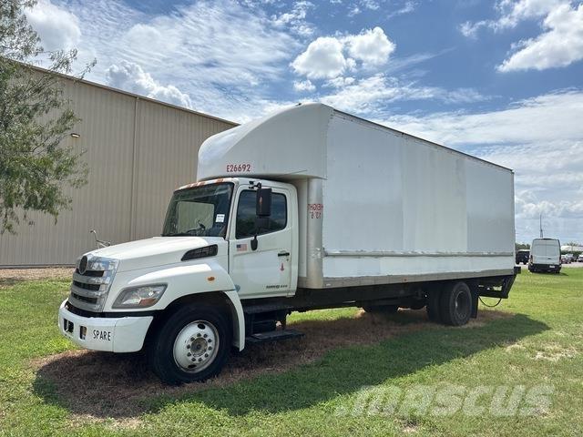 Hino 268 Umpikorikuorma-autot