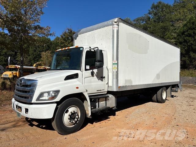 Hino 268 Umpikorikuorma-autot