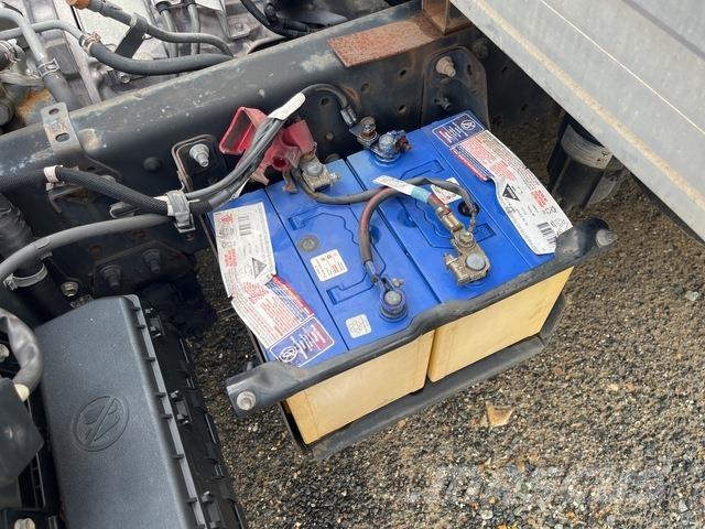 Hino 300 721 Umpikorikuorma-autot