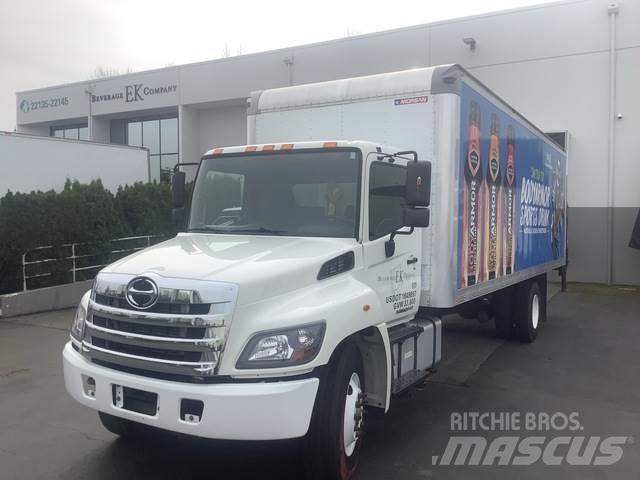Hino 338 Umpikorikuorma-autot