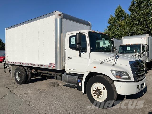 Hino 338 Umpikorikuorma-autot
