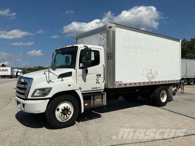Hino 338 Umpikorikuorma-autot