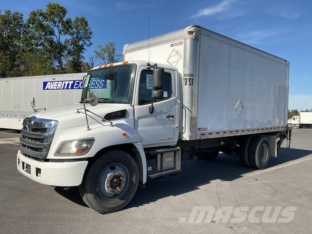 Hino 338 Umpikorikuorma-autot