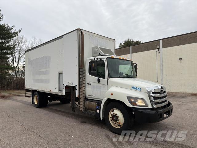 Hino 338 Umpikorikuorma-autot