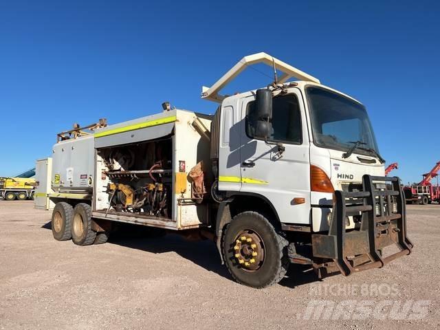 Hino FM500 Säiliöautot