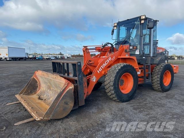 Hitachi ZW120 Pyöräkuormaajat
