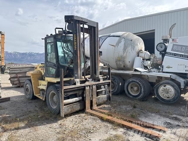 Hyster H210HD Maastotrukit