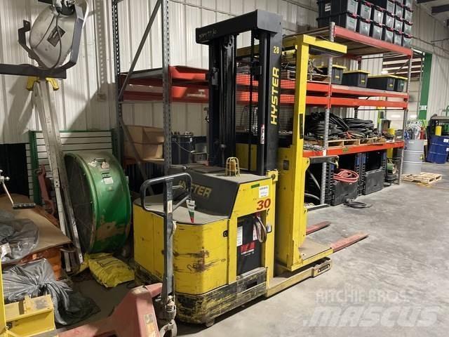 Hyster R30XMS Sähkötrukit