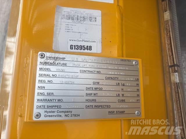 Hyster V30ZMU Välitasokeräilytrukit
