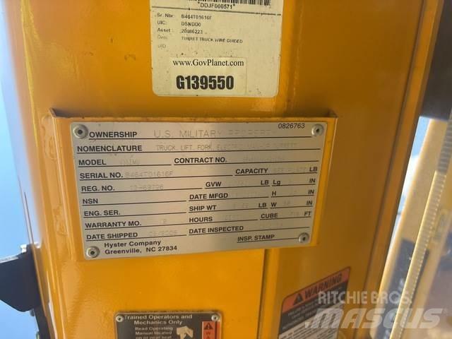 Hyster V35ZMU Välitasokeräilytrukit