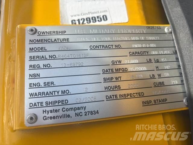 Hyster V35ZMU Välitasokeräilytrukit