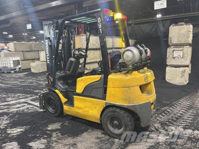 Hyundai 25L-7A Muut koneet