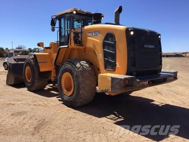 Hyundai HL975 Pyöräkuormaajat
