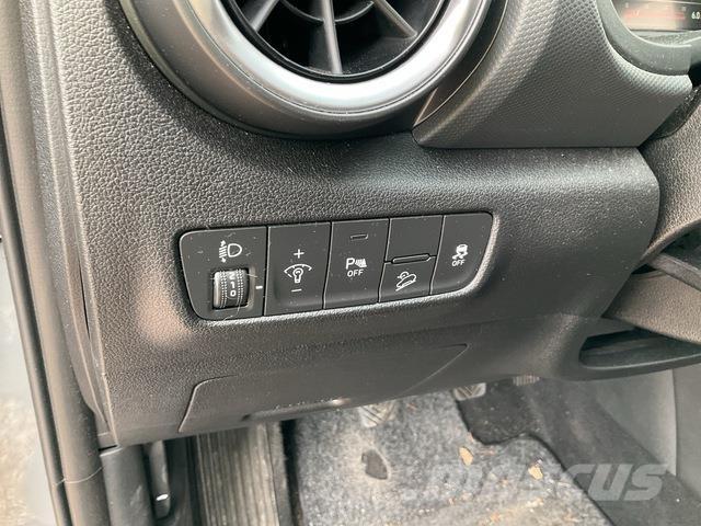 Hyundai Kona Henkilöautot