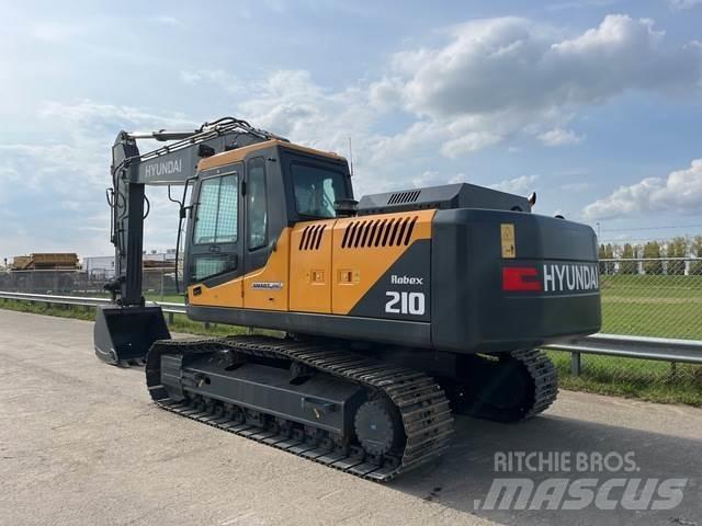 Hyundai R210 Telakaivukoneet