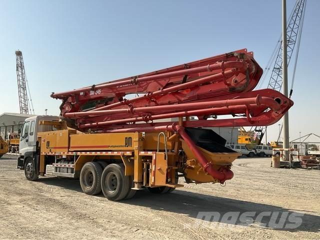 Isuzu  Betonipumppuautot