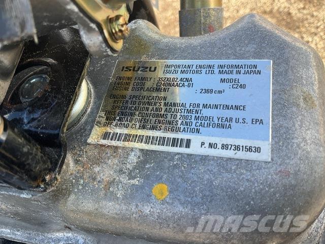 Isuzu C240 Moottorit